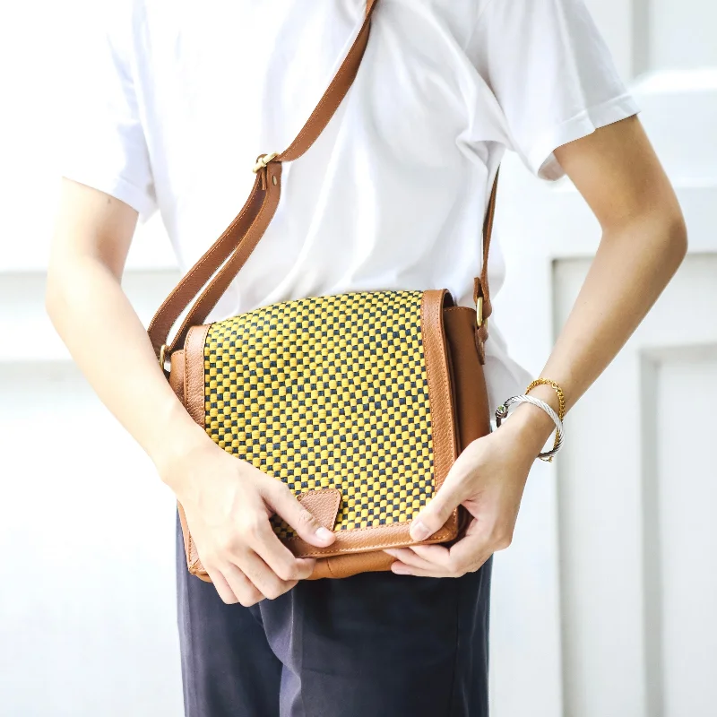 [Ready Today] Travel Bag Crossbody Tan